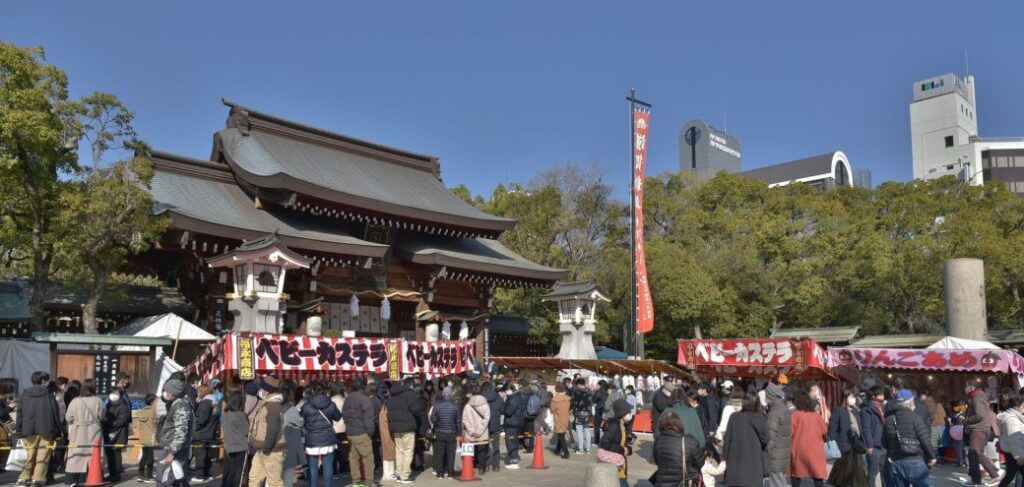 湊川神社初詣の混雑とピーク時間